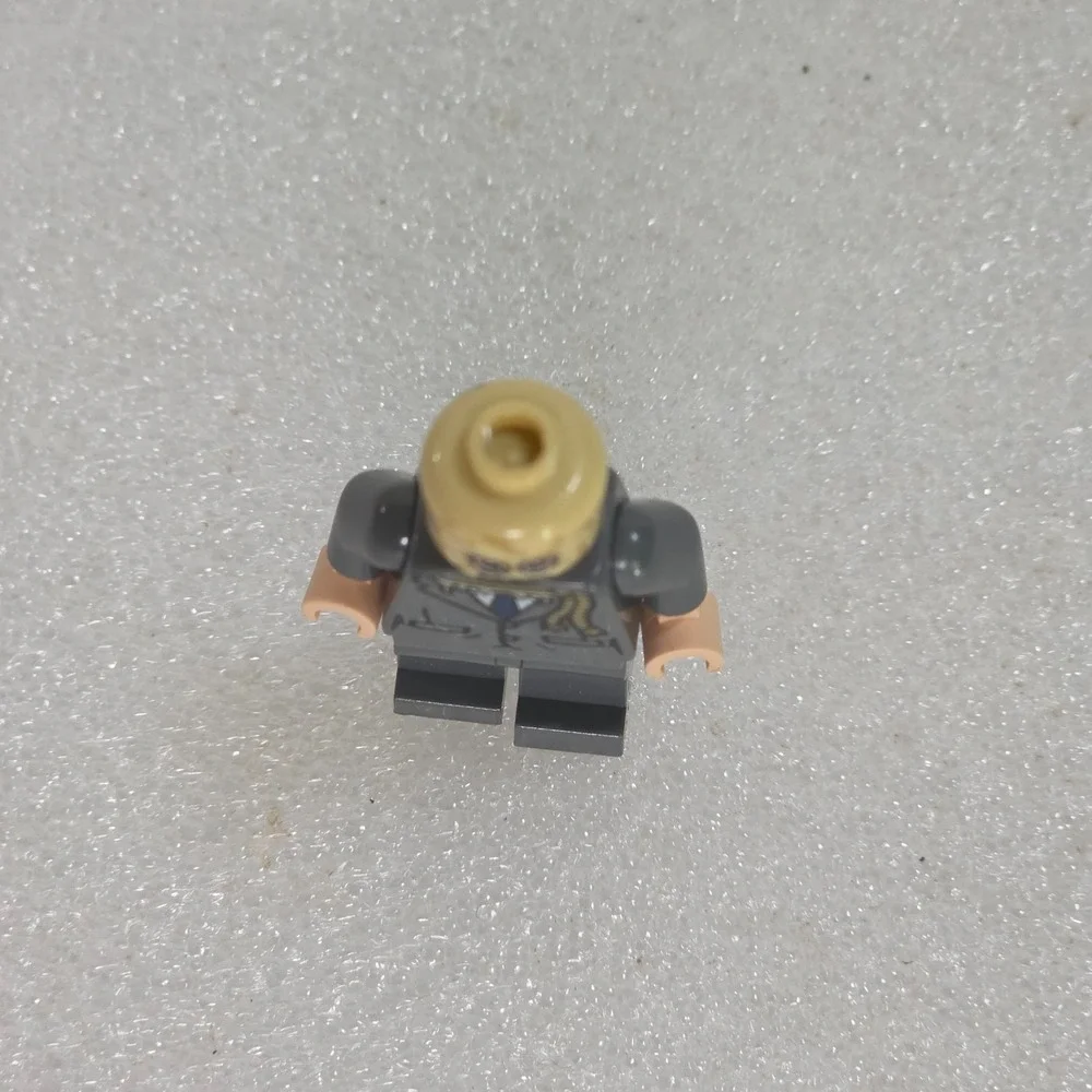 LEGO DC Super Heroes Scarecrow Minifigure Batman The Dark Knight 76239 1.5